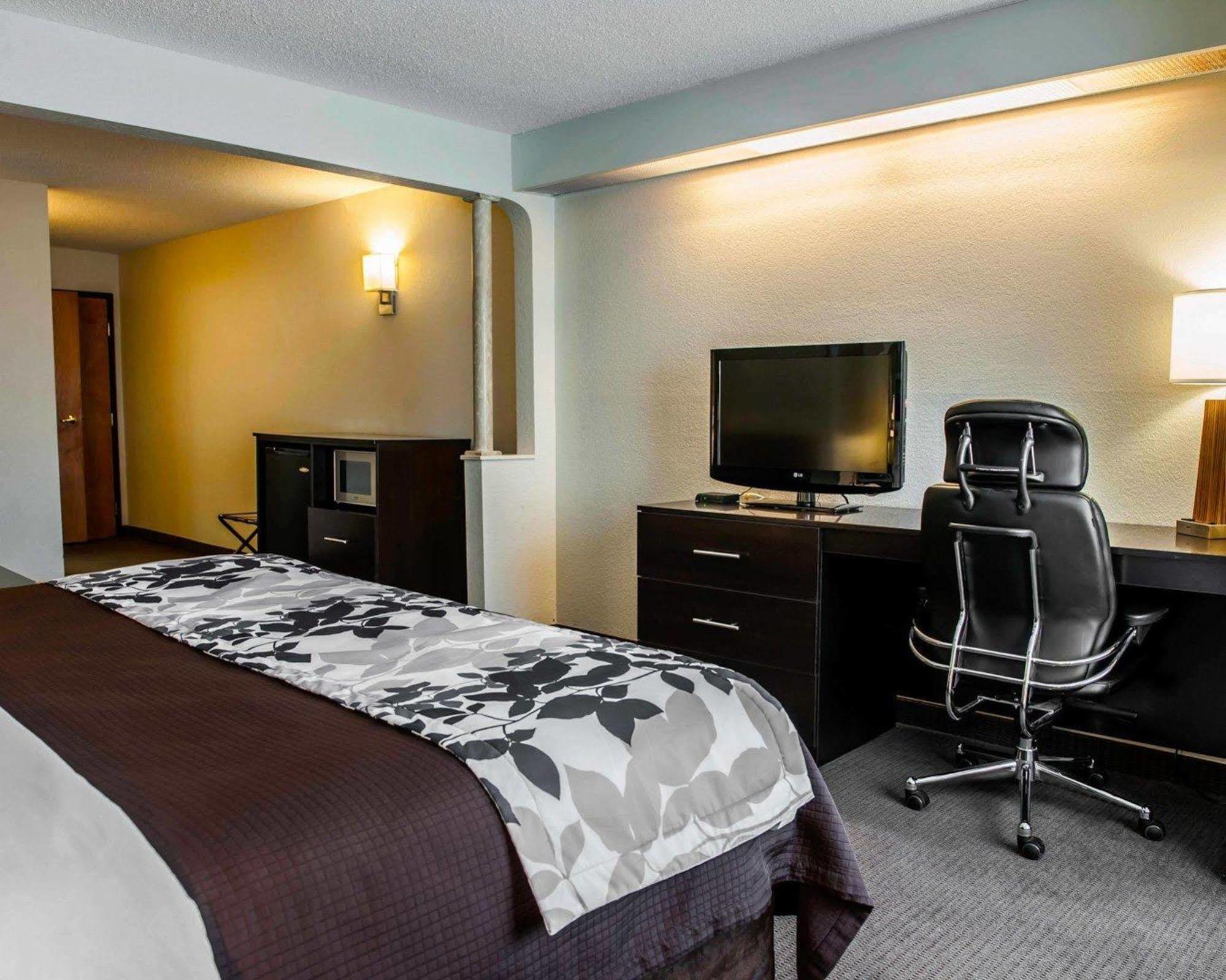 Sleep Inn & Suites Columbus Esterno foto